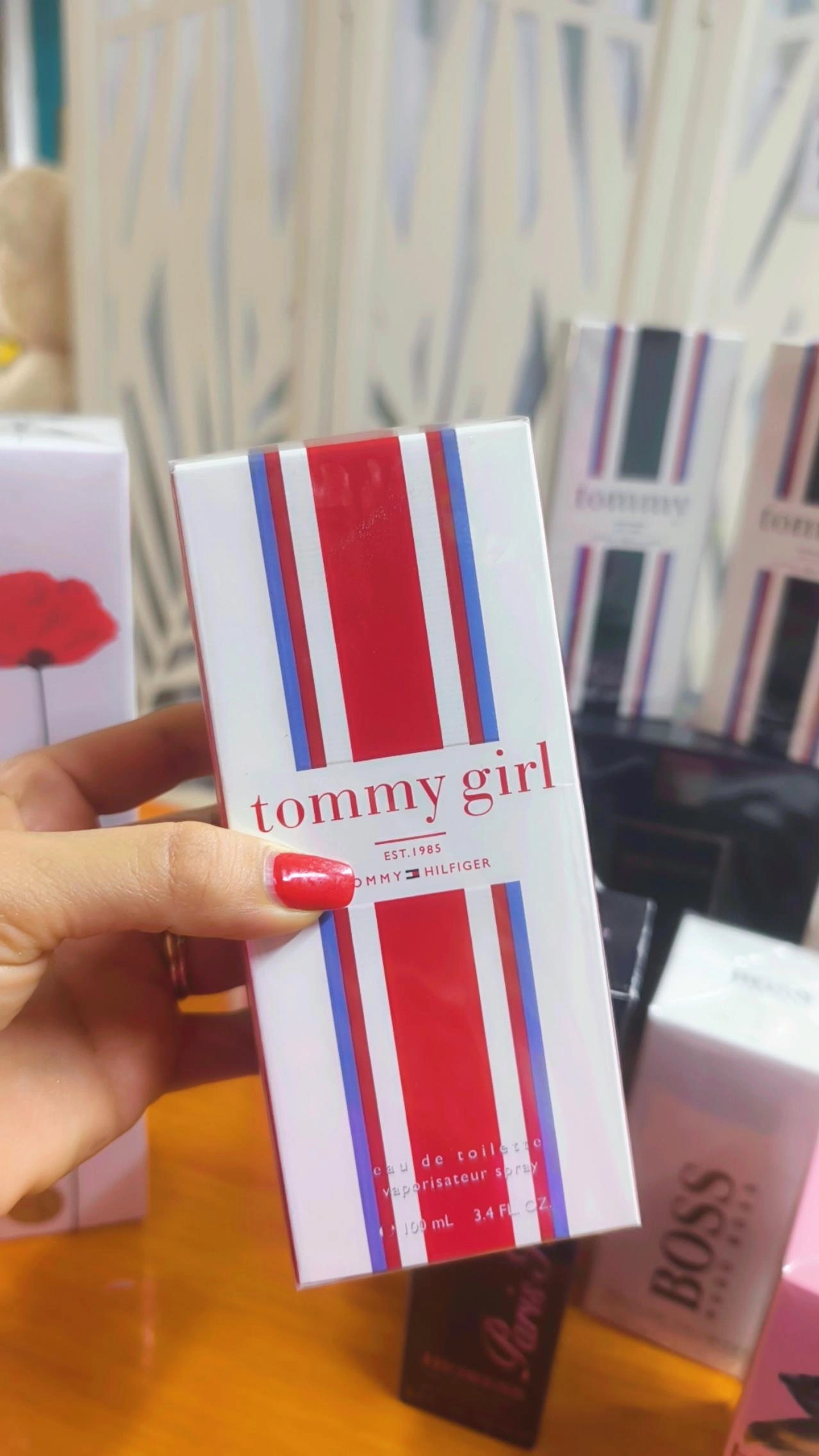 Tommy Girl